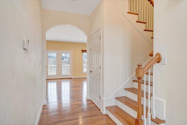2324 Foxfield LN, Salem, VA 24153