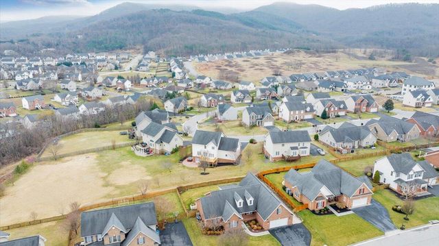 2324 Foxfield LN, Salem, VA 24153