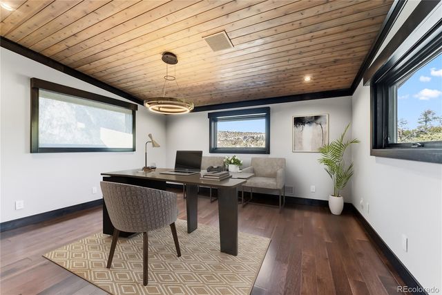 21261 Broadview Road, Nathrop, CO 81236