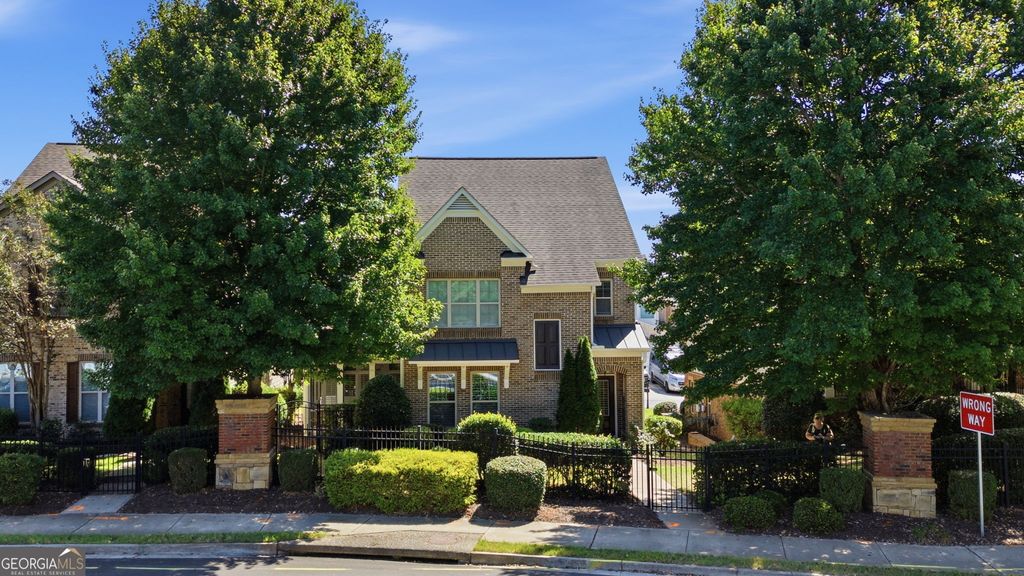 7565 Scarlet Drive, Alpharetta, GA 30005 — exterior