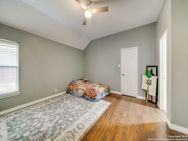 5918 Hart Field, San Antonio, TX 78249