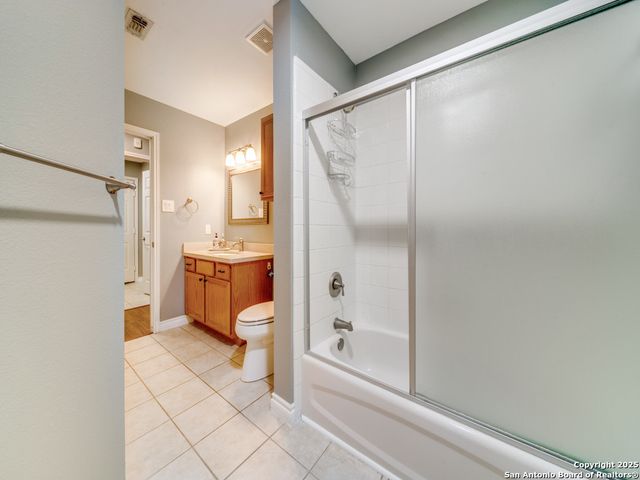 5918 Hart Field, San Antonio, TX 78249