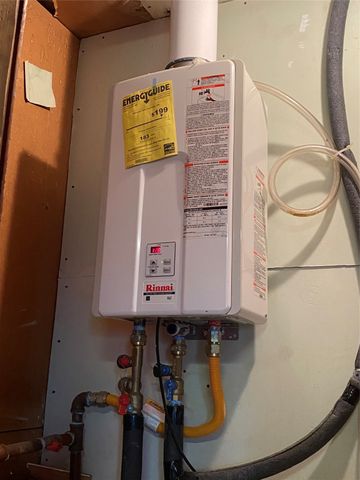 2001 17th Street, Garland, TX 75041