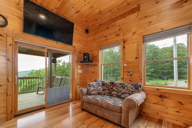 36 Ocean View Boulevard, Groton, NH 03241