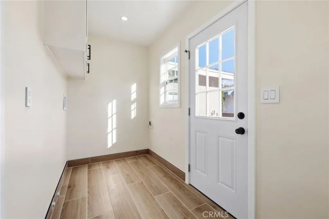 9233 Swinton, North Hills, CA 91343