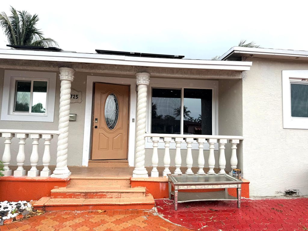14725 NE 8th Avenue, Miami, FL 33161