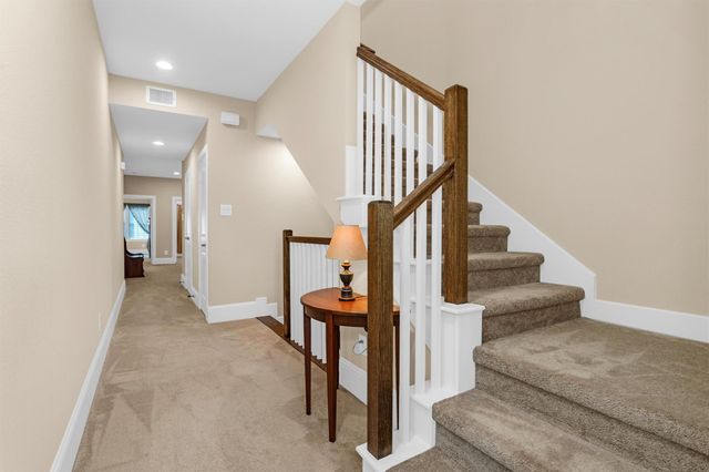 6 Rafters Row, The Woodlands, TX 77380