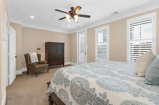 6 Rafters Row, The Woodlands, TX 77380