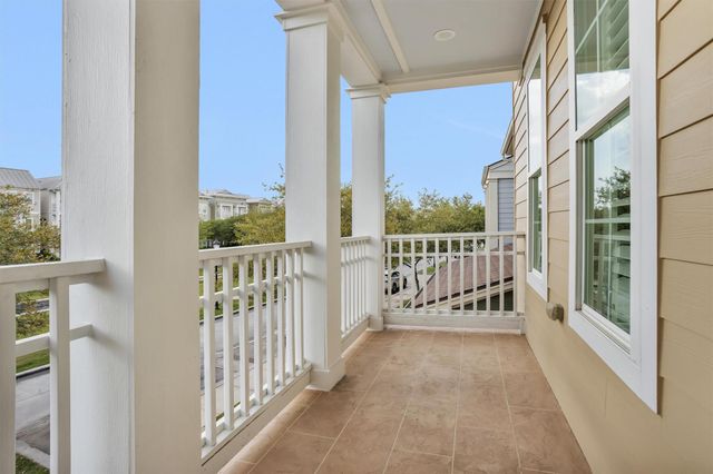 6 Rafters Row, The Woodlands, TX 77380