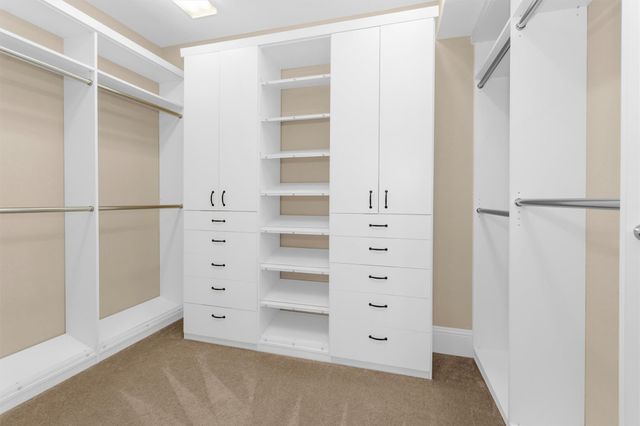 6 Rafters Row, The Woodlands, TX 77380