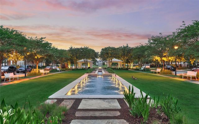 6 Rafters Row, The Woodlands, TX 77380