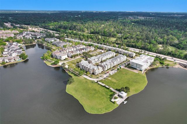 6 Rafters Row, The Woodlands, TX 77380