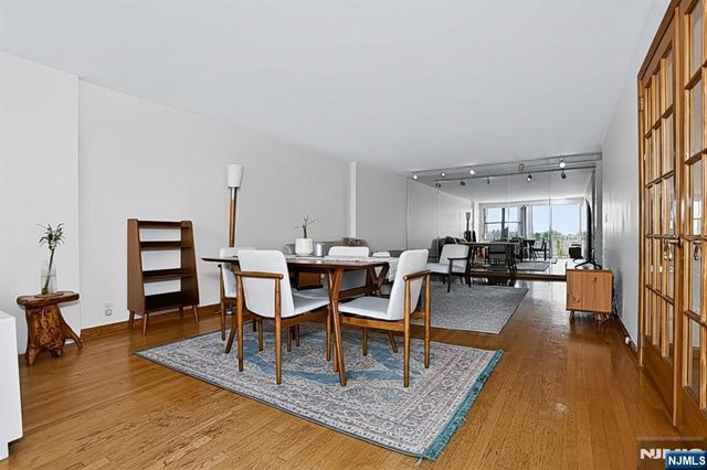 301 Beech Street 12A, Hackensack, NJ 07601