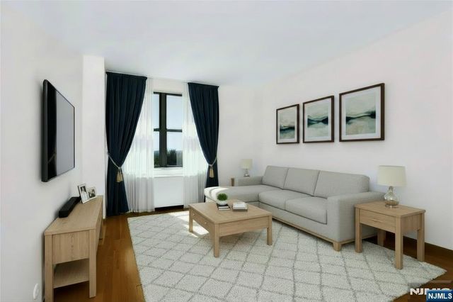 301 Beech Street 12A, Hackensack, NJ 07601