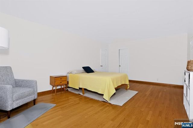 301 Beech Street 12A, Hackensack, NJ 07601