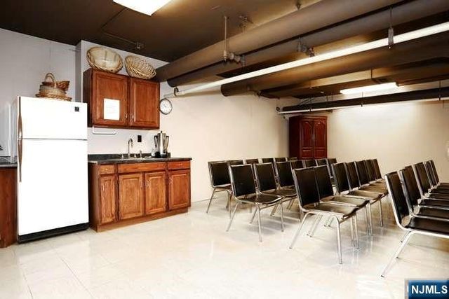 301 Beech Street 12A, Hackensack, NJ 07601