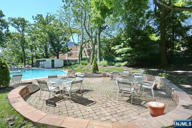 301 Beech Street 12A, Hackensack, NJ 07601