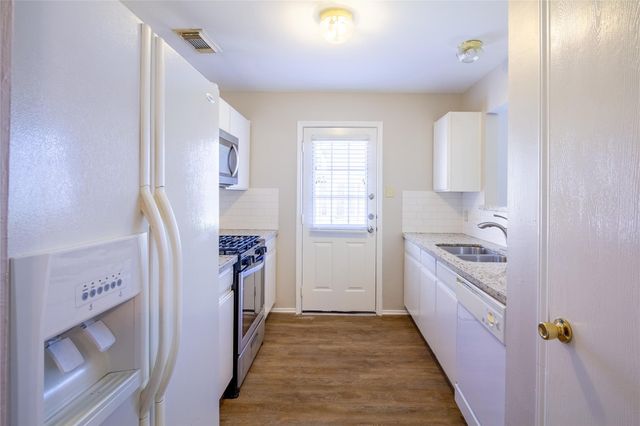 19714 Shores Edge Drive, Tomball, TX 77375