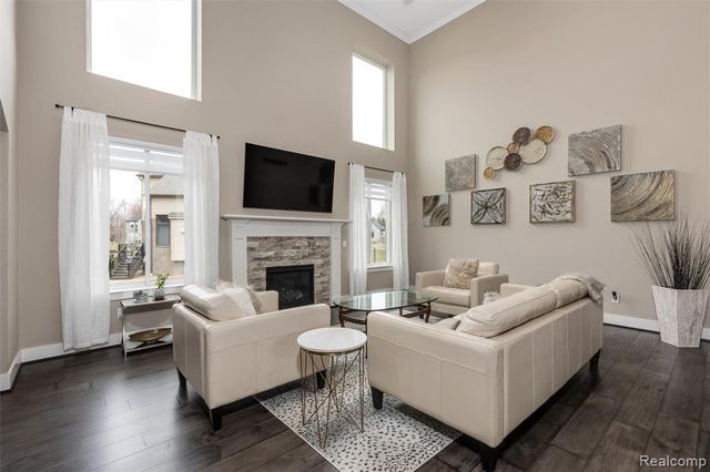 21924 E Majestic Drive, Macomb, MI 48044