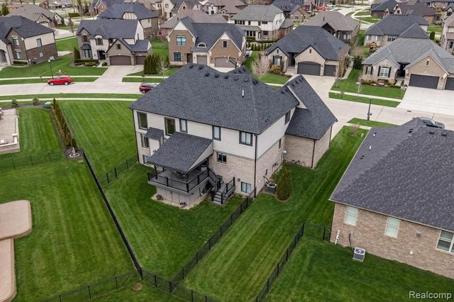 21924 E Majestic Drive, Macomb, MI 48044