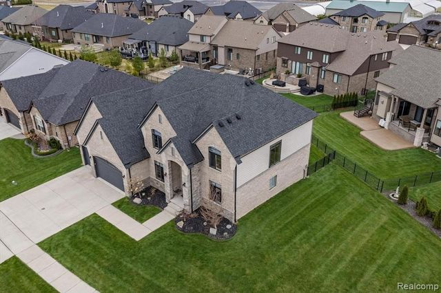 21924 E Majestic Drive, Macomb, MI 48044