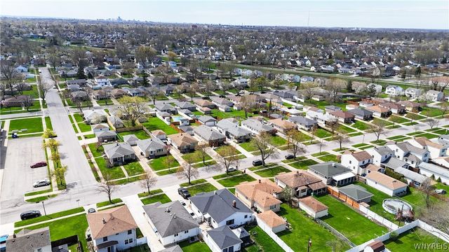 209 Oakvale Boulevard, Tonawanda, NY 14223