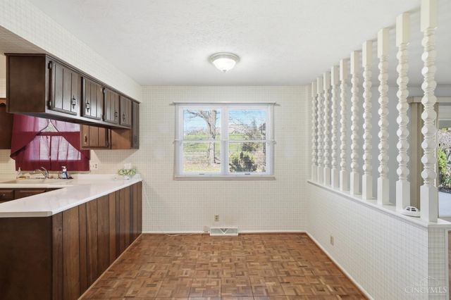 22 Holmes Court, Hamilton, OH 45013