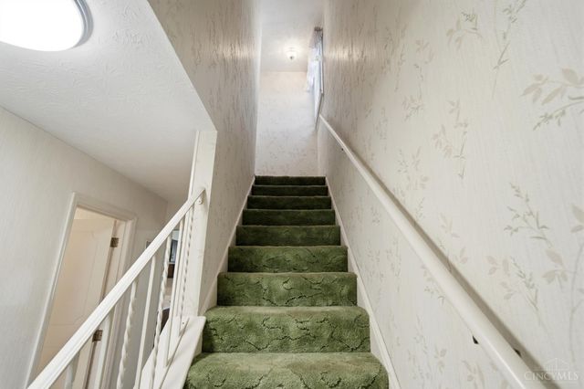 22 Holmes Court, Hamilton, OH 45013