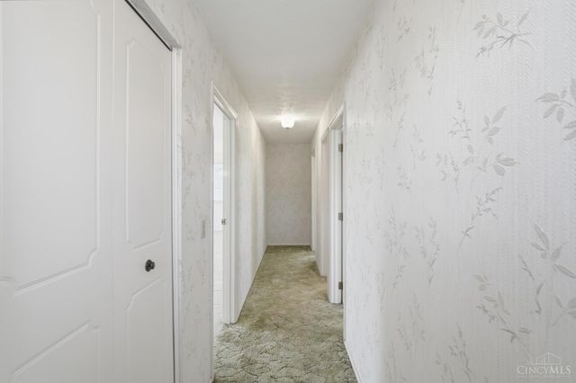 22 Holmes Court, Hamilton, OH 45013