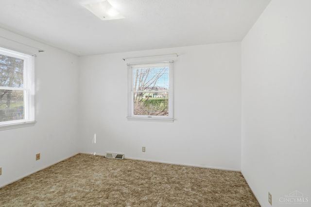 22 Holmes Court, Hamilton, OH 45013