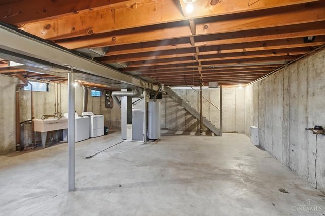 22 Holmes Court, Hamilton, OH 45013