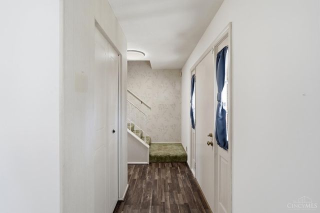 22 Holmes Court, Hamilton, OH 45013