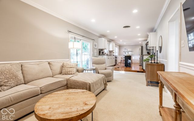 5913 Susan Drive E, Indianapolis, IN 46250