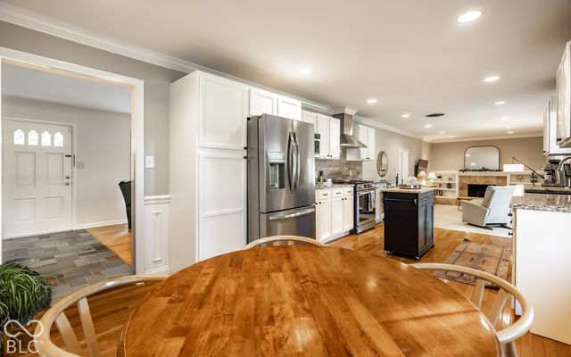 5913 Susan Drive E, Indianapolis, IN 46250