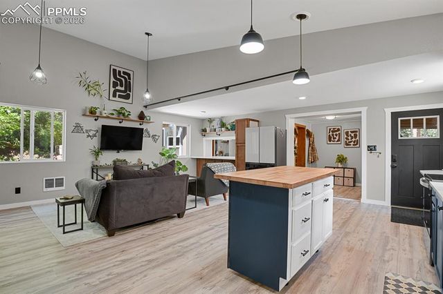 4540 Fountain Avenue, Cascade, CO 80809