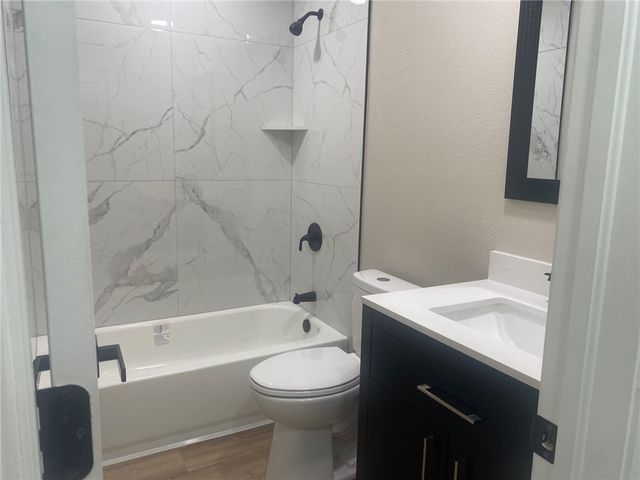 3103 NE 12th Street, Bentonville, AR 72712