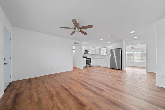 570 Yaqui Drive, Wickenburg, AZ 85390