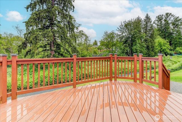 7001 60th Place NE, Marysville, WA 98270