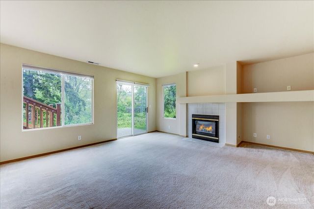 7001 60th Place NE, Marysville, WA 98270