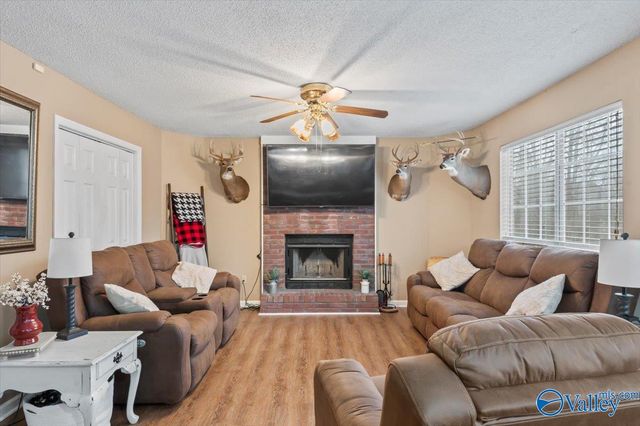 1258 Wanda Drive NW, Arab, AL 35016