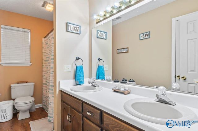 1258 Wanda Drive NW, Arab, AL 35016