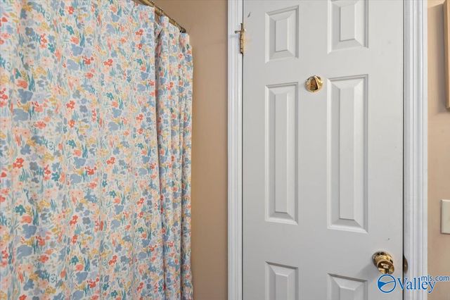 1258 Wanda Drive NW, Arab, AL 35016