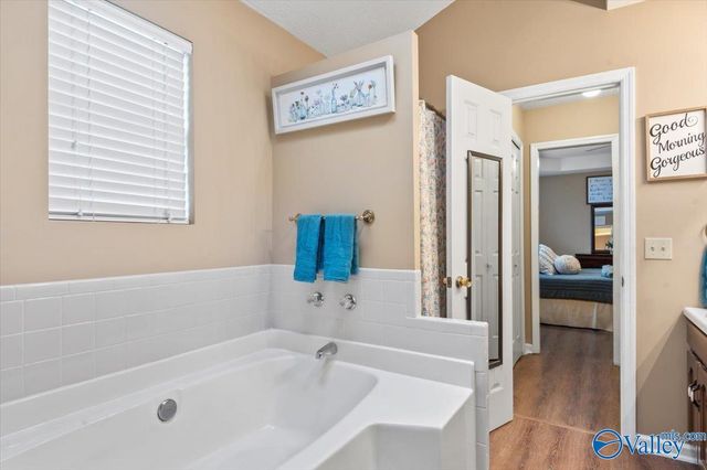 1258 Wanda Drive NW, Arab, AL 35016