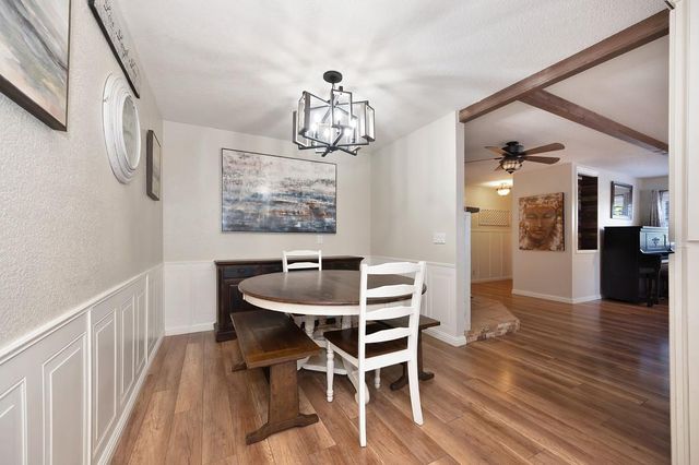 22901 Sunset Ridge Dr, Auburn, CA 95602