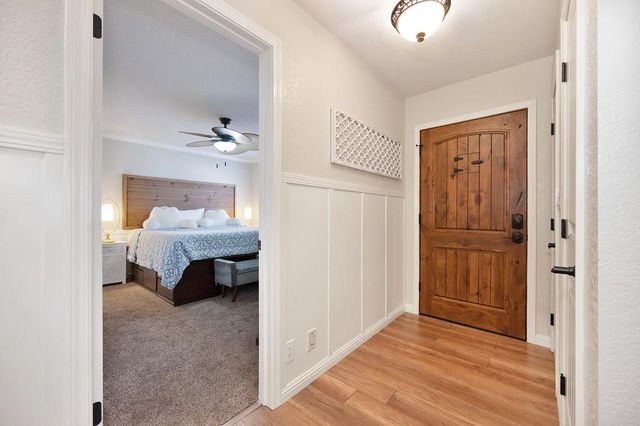 22901 Sunset Ridge Dr, Auburn, CA 95602