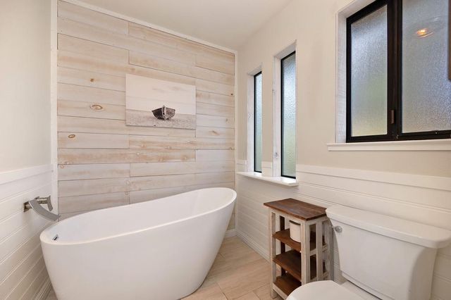 22901 Sunset Ridge Dr, Auburn, CA 95602