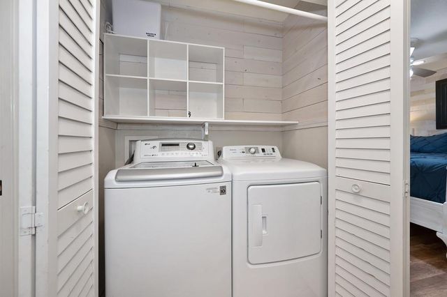 22901 Sunset Ridge Dr, Auburn, CA 95602