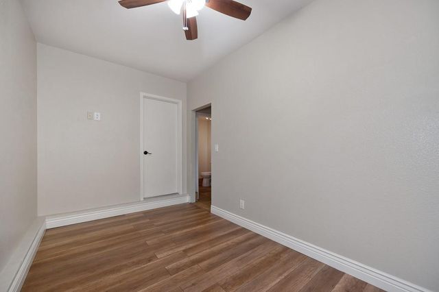 22901 Sunset Ridge Dr, Auburn, CA 95602