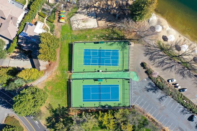 22901 Sunset Ridge Dr, Auburn, CA 95602