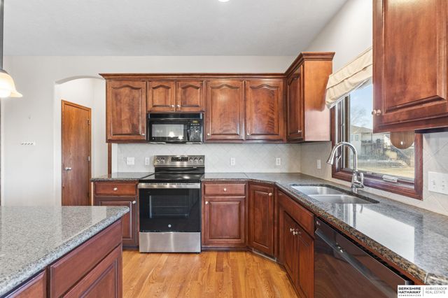 2508 N 169th Street, Omaha, NE 68116